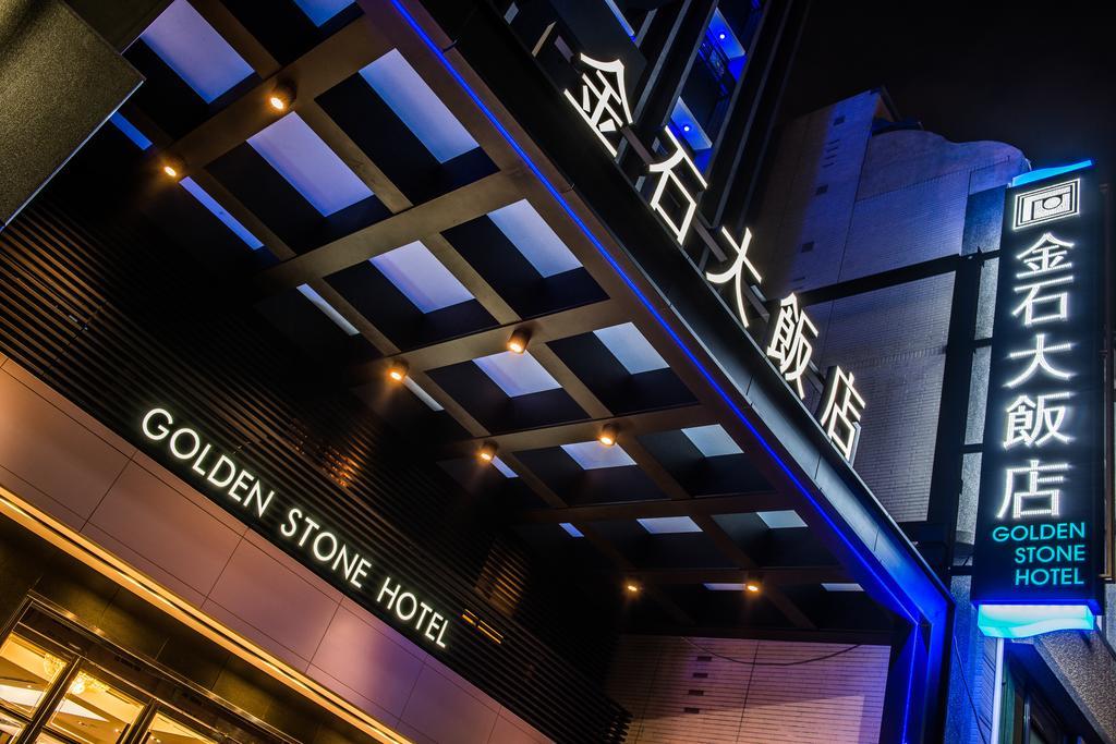 Golden Stone Hotel Kaohsiung Bagian luar foto